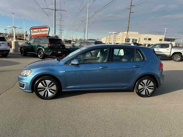 2016 Volkswagen e-Golf SE