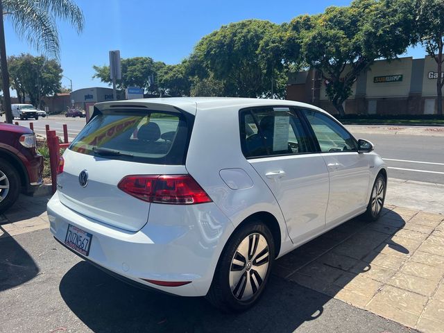 2016 Volkswagen e-Golf SE