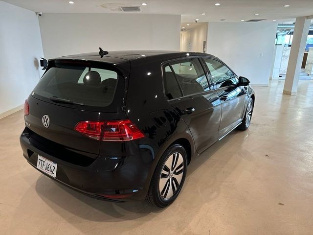 2016 Volkswagen e-Golf SE