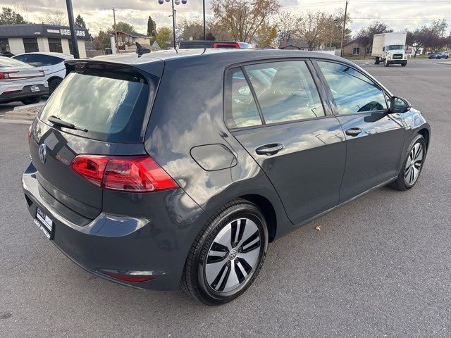 2016 Volkswagen e-Golf SE