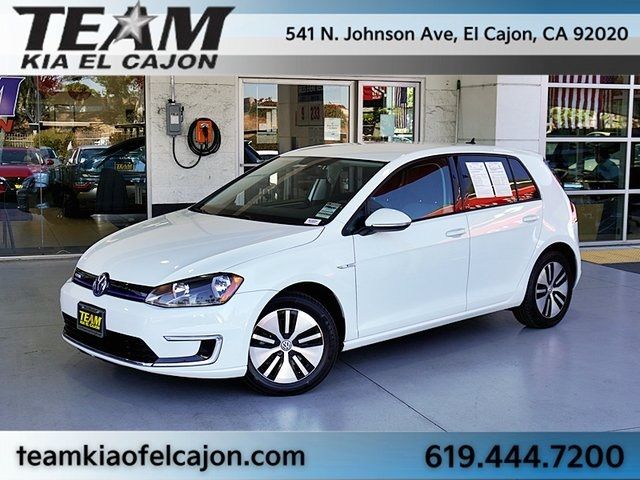 2016 Volkswagen e-Golf SE