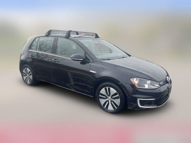 2016 Volkswagen e-Golf SE