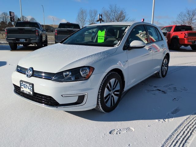 2016 Volkswagen e-Golf SE