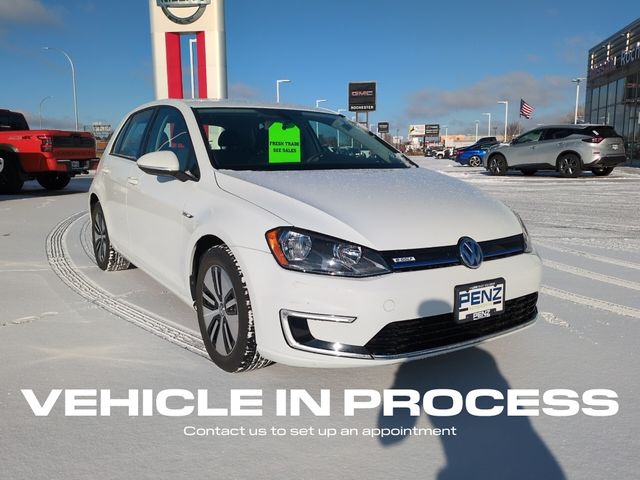 2016 Volkswagen e-Golf SE