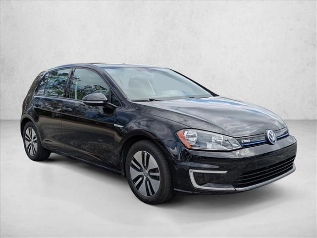 2016 Volkswagen e-Golf SE