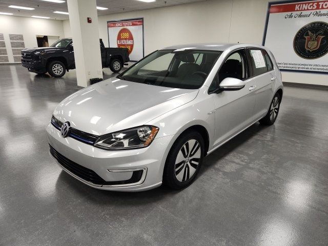 2016 Volkswagen e-Golf SE