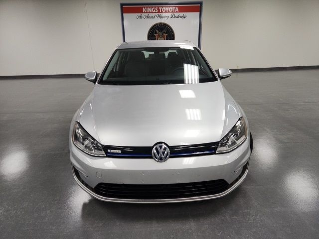 2016 Volkswagen e-Golf SE