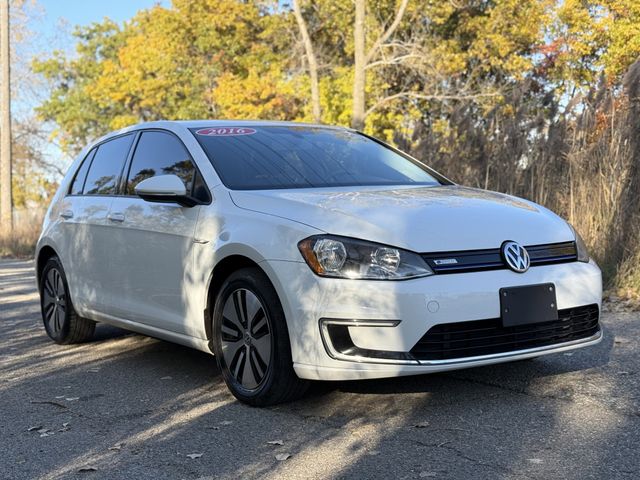 2016 Volkswagen e-Golf SE