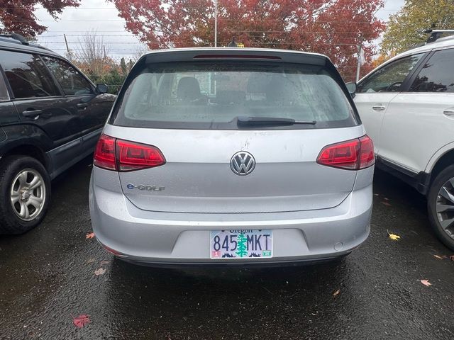 2016 Volkswagen e-Golf SE