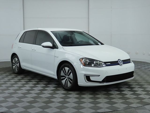 2016 Volkswagen e-Golf SE