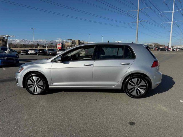 2016 Volkswagen e-Golf SE