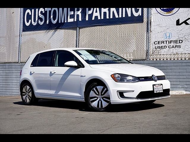 2016 Volkswagen e-Golf SE