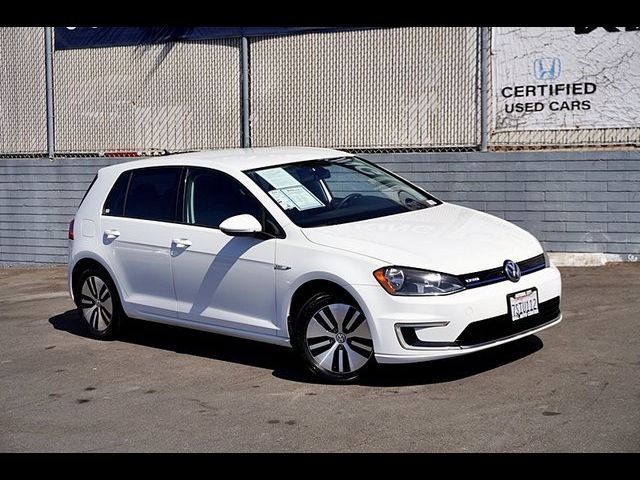 2016 Volkswagen e-Golf SE