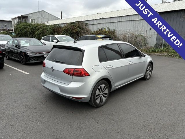 2016 Volkswagen e-Golf SE