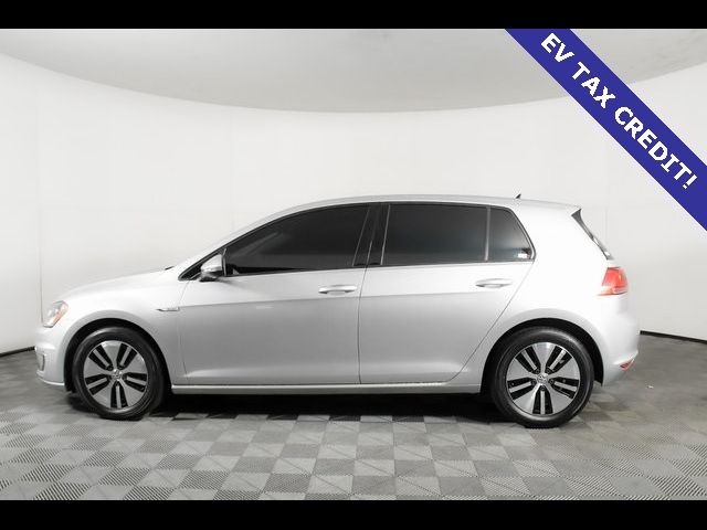 2016 Volkswagen e-Golf SE