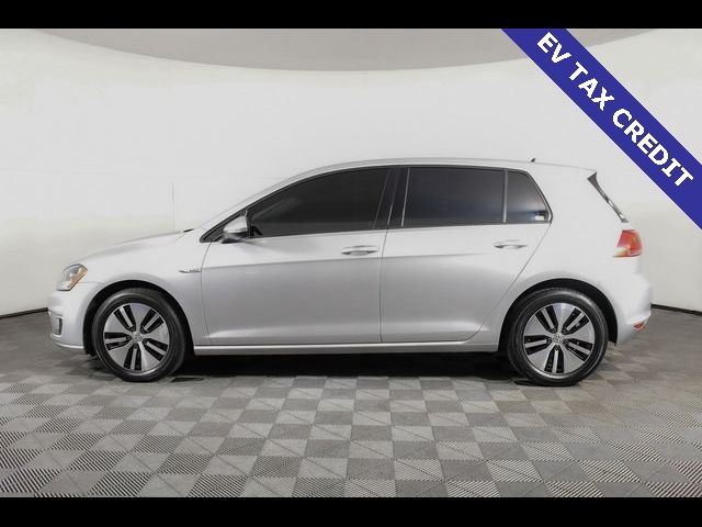 2016 Volkswagen e-Golf SE