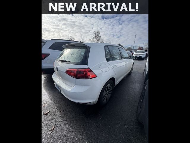 2016 Volkswagen e-Golf SE