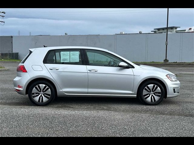 2016 Volkswagen e-Golf SE