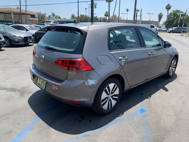 2016 Volkswagen e-Golf SE