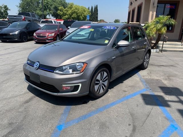 2016 Volkswagen e-Golf SE