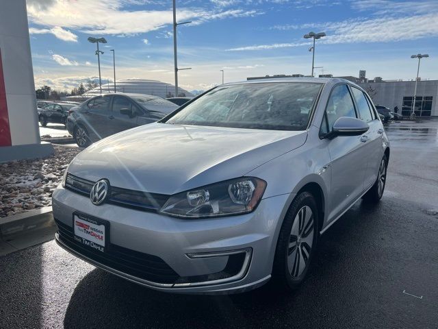 2016 Volkswagen e-Golf SE