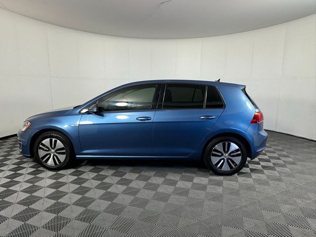 2016 Volkswagen e-Golf SE