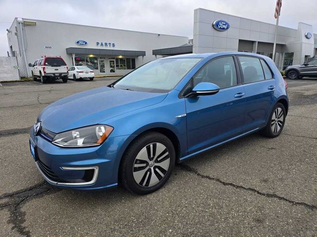 2016 Volkswagen e-Golf SE