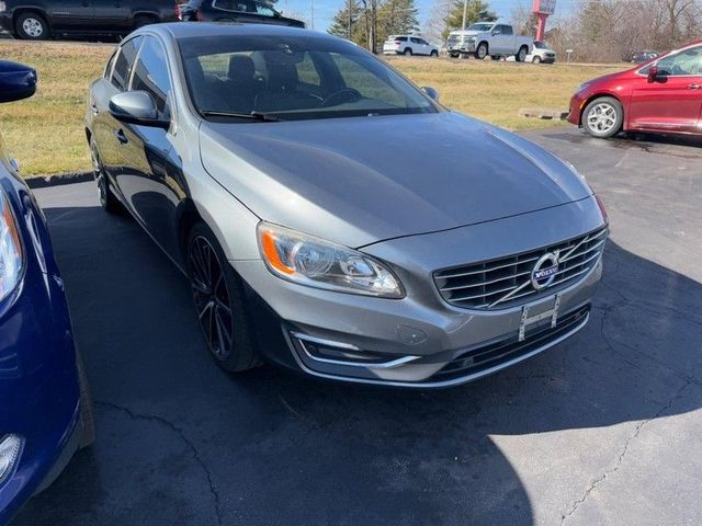 2016 Volvo S60 T5 Drive-E Premier