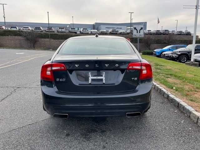 2016 Volvo S60 T5 Drive-E Premier