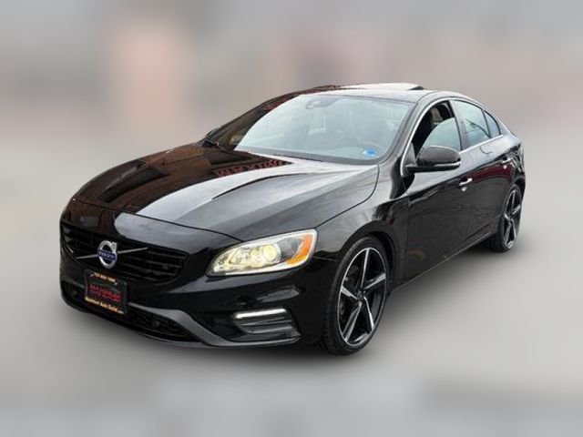 2016 Volvo S60 T5 Drive-E R-Design