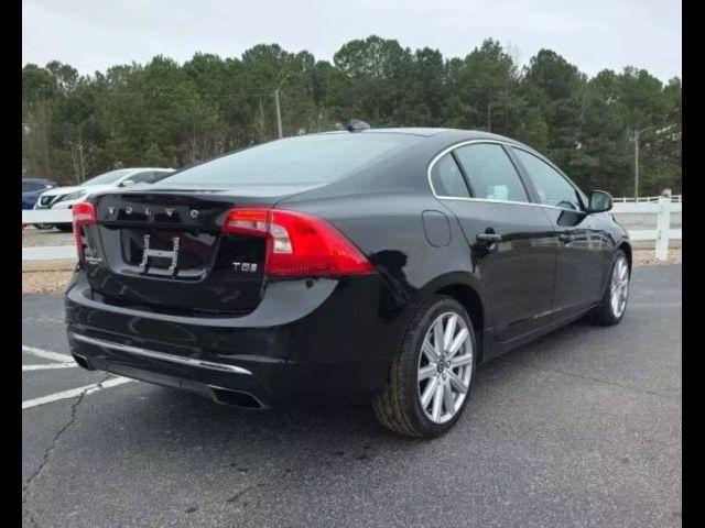 2016 Volvo S60 Inscription T5 Drive-E Platinum