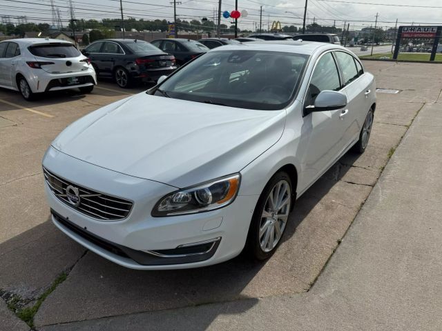 2016 Volvo S60 Inscription T5 Drive-E Platinum