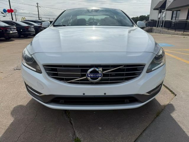 2016 Volvo S60 Inscription T5 Drive-E Platinum