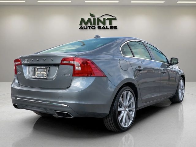 2016 Volvo S60 Inscription T5 Drive-E Platinum