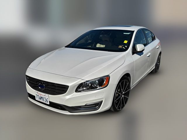 2016 Volvo S60 T6 Drive-E Platinum