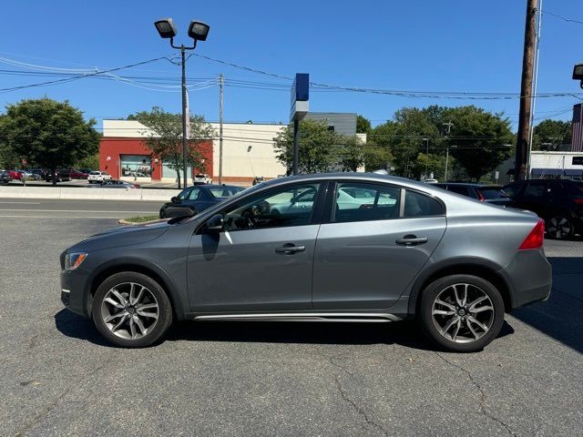 2016 Volvo S60 Cross Country T5 Platinum