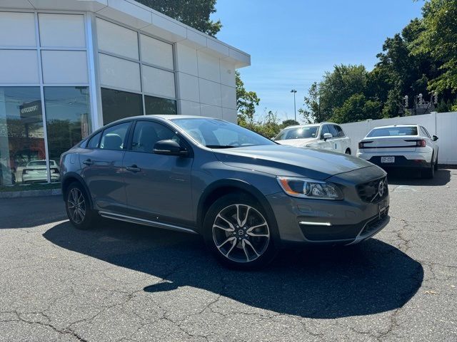 2016 Volvo S60 Cross Country T5 Platinum