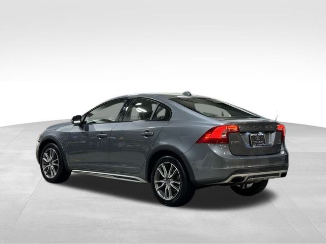 2016 Volvo S60 Cross Country T5 Platinum