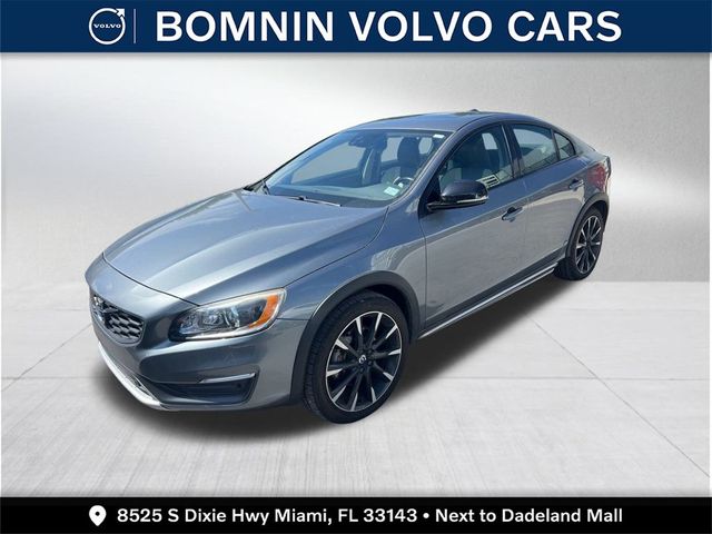 2016 Volvo S60 Cross Country T5 Platinum