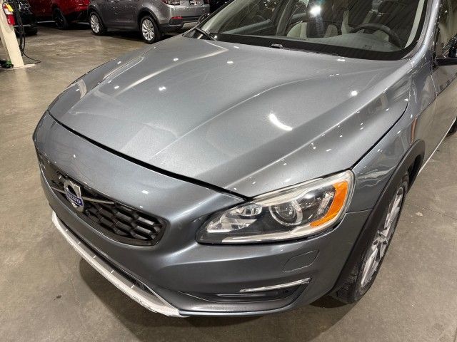 2016 Volvo S60 Cross Country T5 Platinum