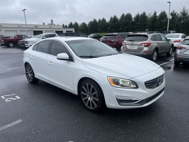 2016 Volvo S60 Inscription T5 Drive-E Platinum