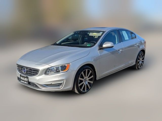 2016 Volvo S60 Inscription T5 Drive-E Platinum