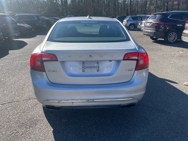 2016 Volvo S60 Inscription T5 Drive-E Platinum