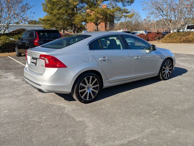 2016 Volvo S60 Inscription T5 Drive-E Platinum