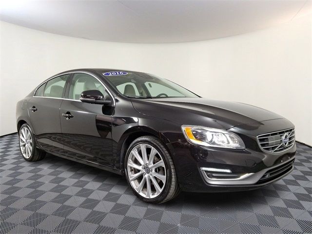 2016 Volvo S60 Inscription T5 Drive-E Platinum