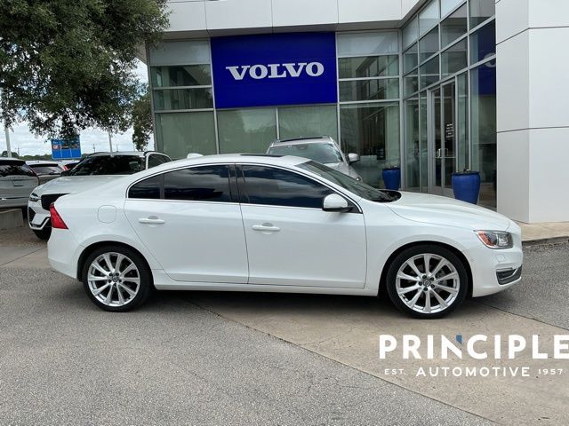 2016 Volvo S60 Inscription T5 Drive-E Platinum
