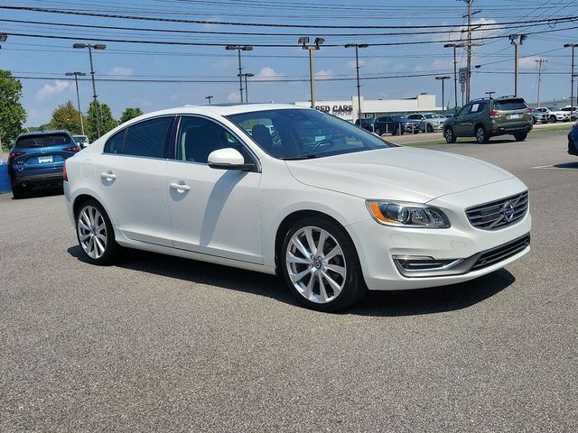 2016 Volvo S60 Inscription T5 Drive-E Platinum