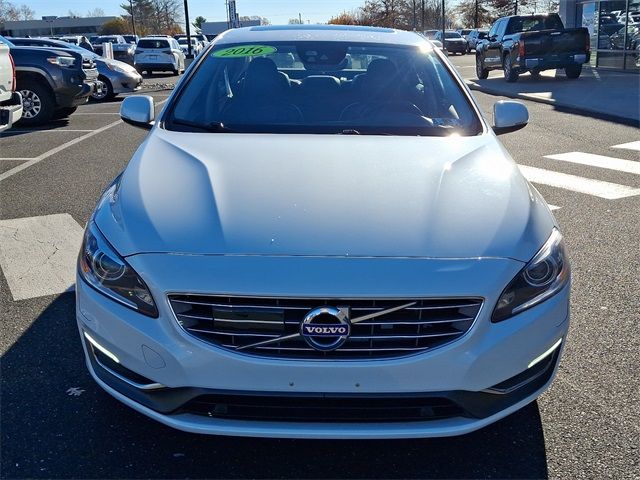 2016 Volvo S60 Inscription T5 Drive-E Platinum