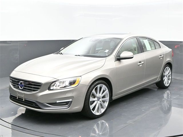 2016 Volvo S60 Inscription T5 Drive-E Platinum