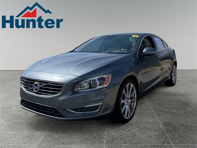 2016 Volvo S60 Inscription T5 Drive-E Platinum